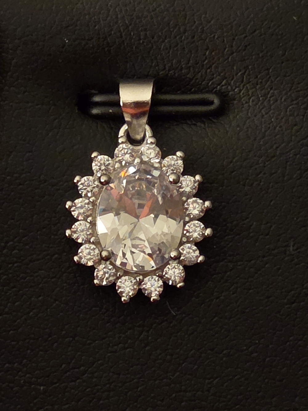 925 Sterling Silver Clear Crystal Halo Pendant Necklace - Women Jewelry